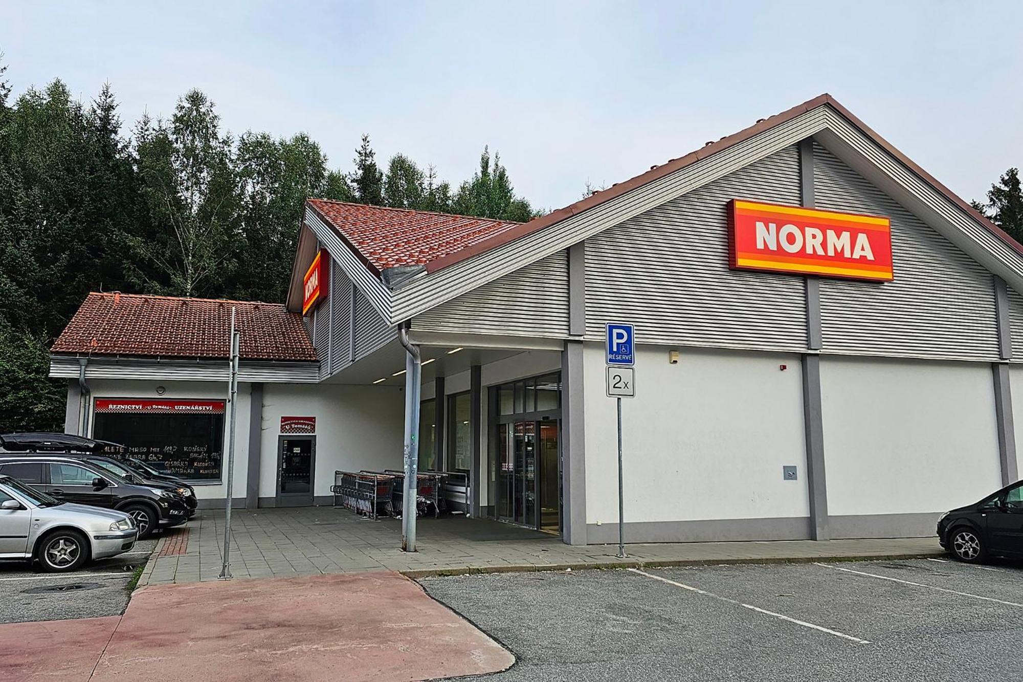 Enjoyharrachov - Atraktivni Slunny Klimatizovany Apartman 14 V Centru Harrachova Se Saunou, Parkovanim, Wifi-Wlan, Sat, Herni Konzoli, Pc S Win 10, Netflix Zdarma A Moznosti Dobijeni Auta S Jedinecnym Vyhledem Na Certovu Horu Se Skokanskymi Mustky Zewnętrze zdjęcie